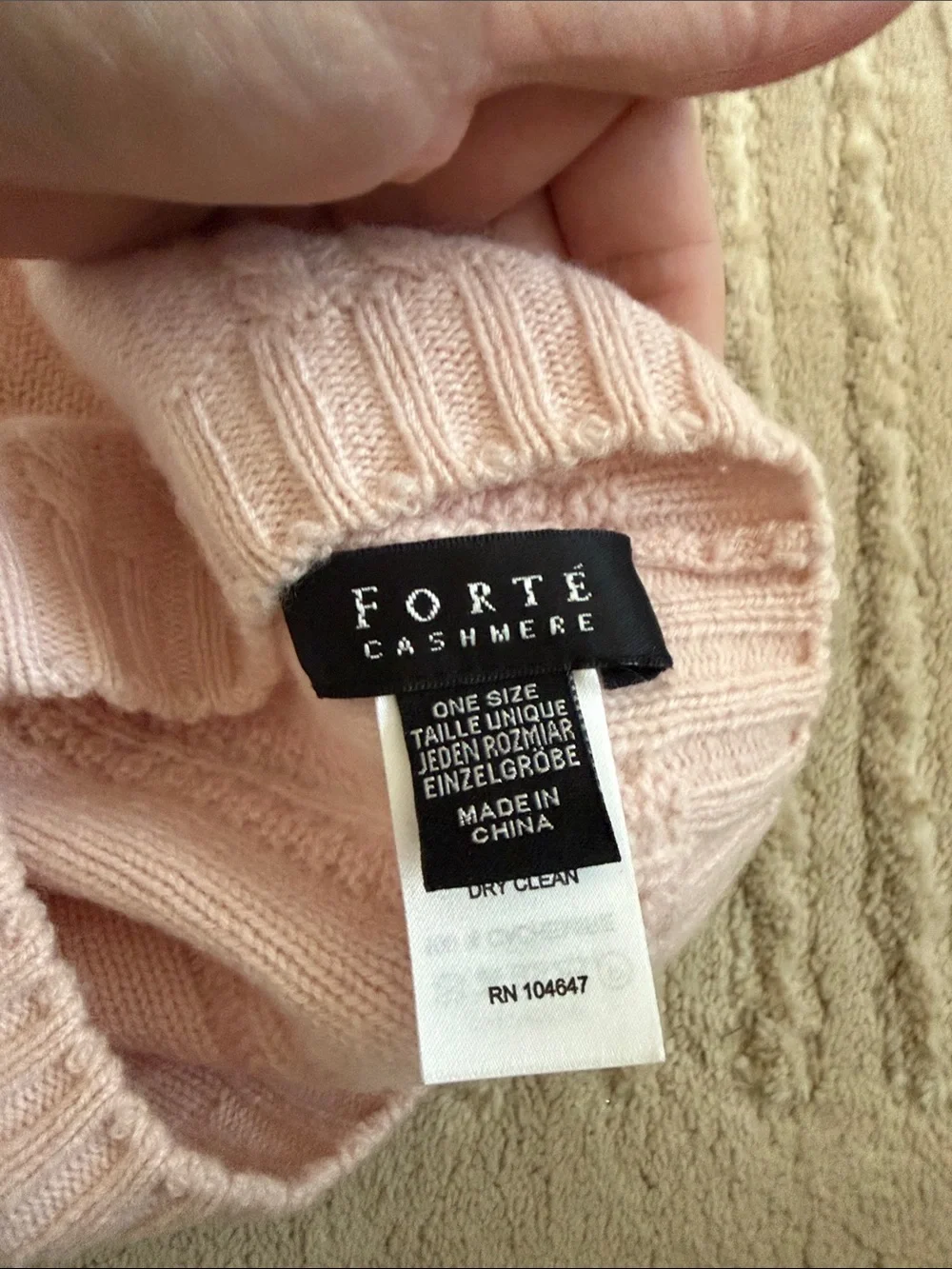 Forte cashmere beanie hat pink pearl